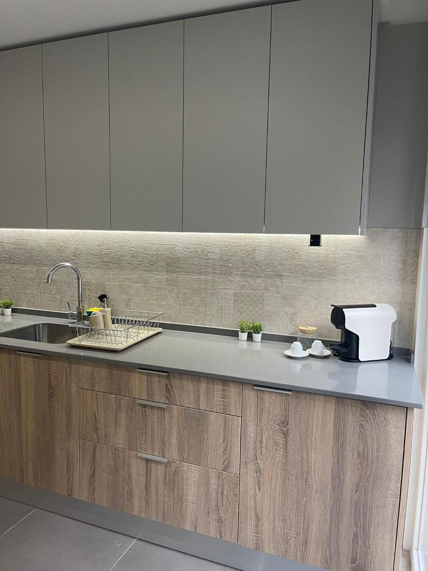 Lovely 2 Bedroom Apartment In South Lisbon Баррейру Экстерьер фото